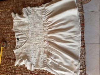 Camiseta SHEIN Beige/Blanca Talla L Más bien XXL,