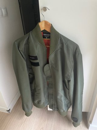 Chaqueta Bomber Militar Verde Cheats & Thieves