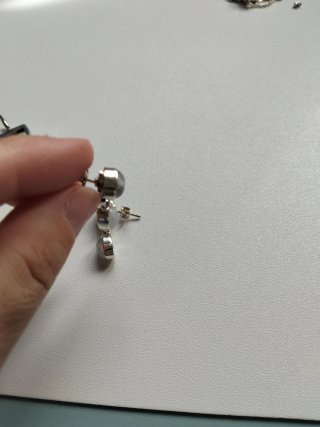 Conjunto Plata de Ley: Pendientes y Colgante