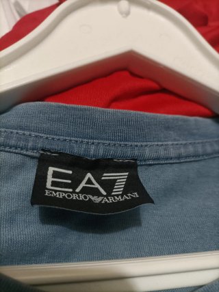 Camiseta Armani Talla L Azul