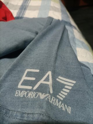 Camiseta Armani Talla L Azul