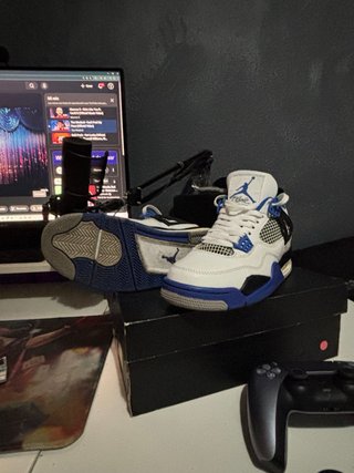 Air Jordan 4 Retro Motorsport (2017) Sin Caja