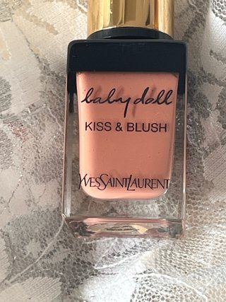 Yves Saint Laurent Baby Doll Kiss & Blush