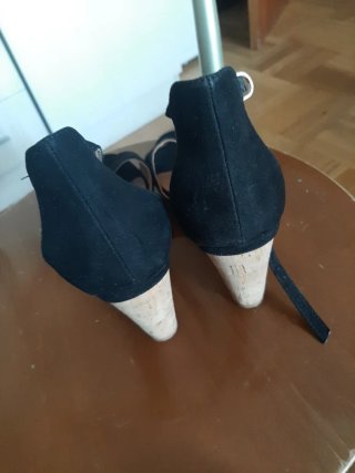 Zapatos de cuña negros para mujer