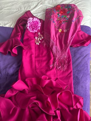 Mantoncillo Flamenca, Flor y Pendientes