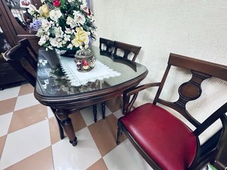 Mesa Nogal y 6 Sillas Madera Maciza