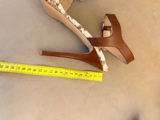 Sandalias Valentino Piel Pitón Lazos