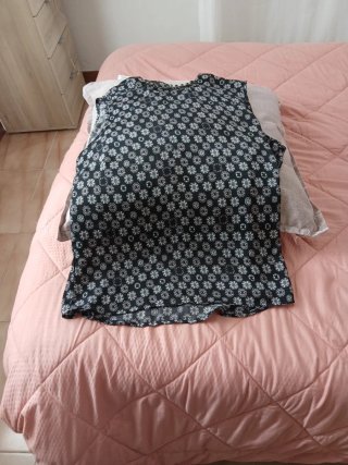 Camisa estampada sin mangas