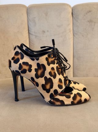 Zapatos Carolina Herrera Tacón Leopardo