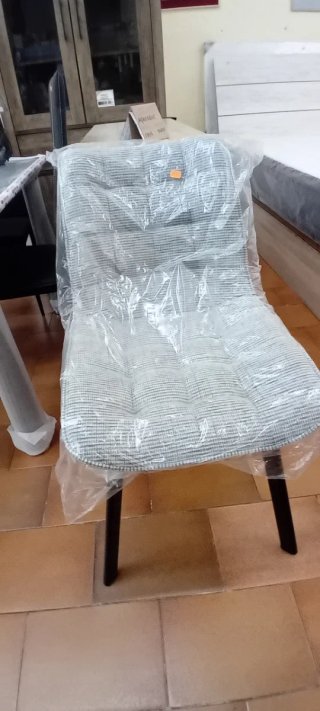 Silla de comedor moderna beige y negra