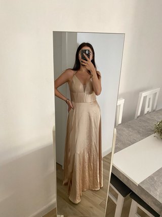 Vestido dorado evento/graduación