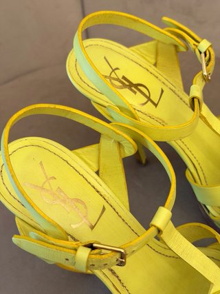Sandalias Yves Saint Laurent Tribute Amarillas
