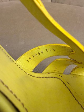 Sandalias Yves Saint Laurent Tribute Amarillas