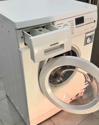 LAVADORA DE CARGA FRONTAL MARCA SIEMENS DE 7 KILOS