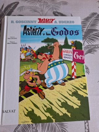 Astérix y Obelix varios tomos