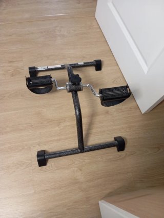 Bicicleta de pies fisioterapia