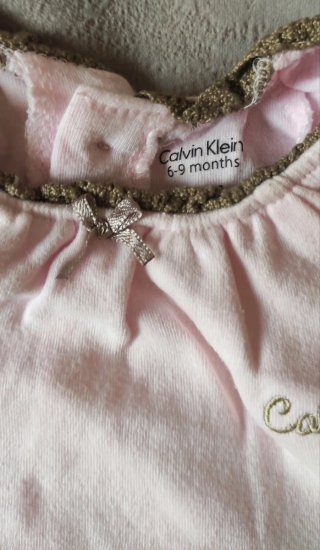 Conjunto Calvin Klein niña 2 piezas