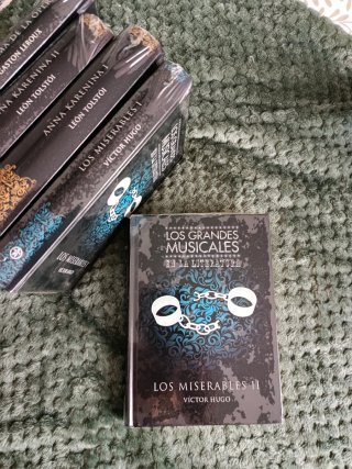 Lote 5 Libros Grandes Musicales .
