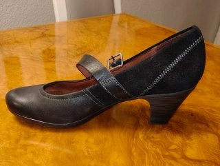 Zapatos de tacón negros