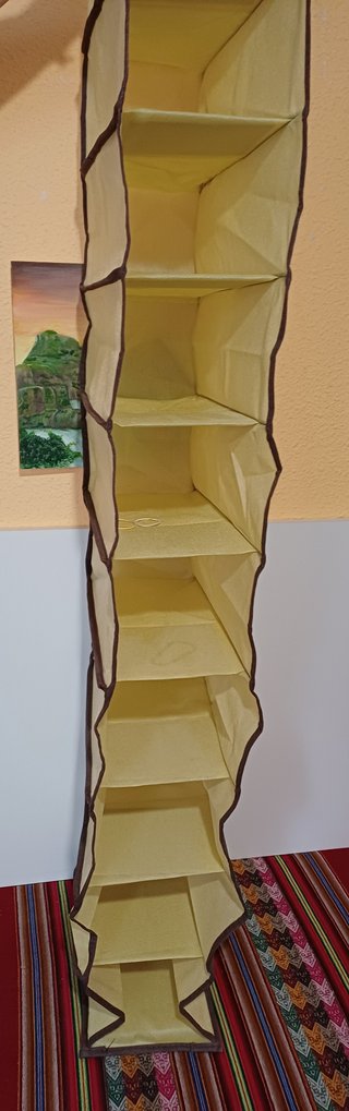 Colgador de tela con 10 estantes