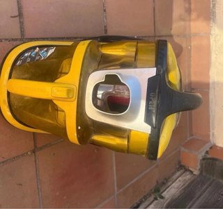 Aspirador Rowenta Silence Force Amarillo
