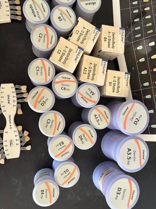 IPS InLine Material Dental