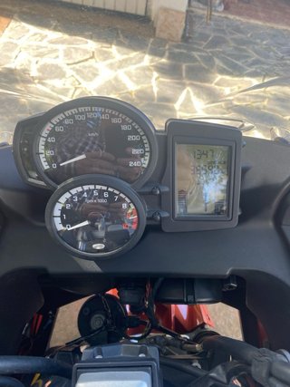 BMW F800GT Naranja con Maletas