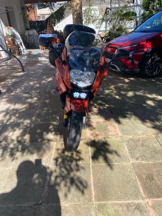 BMW F800GT Naranja con Maletas