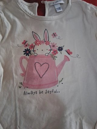 Camiseta manga larga niña con conejito