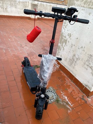 Patinete ISCOOTER con batería adaptada