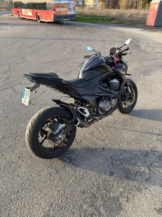 Kawasaki Z800 Full