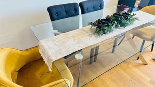 Mesa Comedor Cristal como Nueva