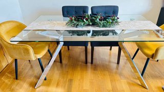 Mesa Comedor Cristal como Nueva