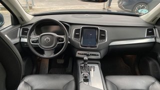 VOLVO 692 D4 Momentum 7 asientos