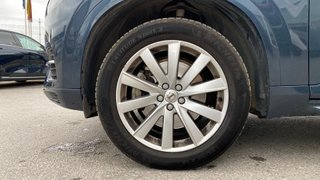 VOLVO 692 D4 Momentum 7 asientos