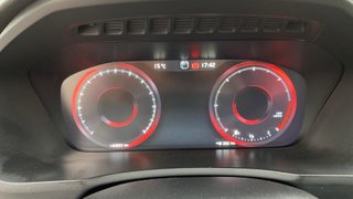 VOLVO 692 D4 Momentum 7 asientos