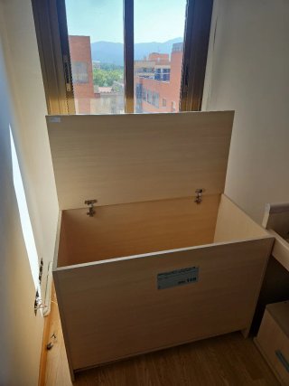 Armario, Cama, Colchón y Baúl