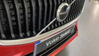 VOLVO XC60 B4(D) Core Automático