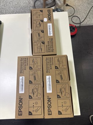 Tinta Epson RE-T8045LC, RE-T8041PBK, RE-T8047LBK