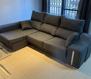 Sofá chaiselongue gris tela