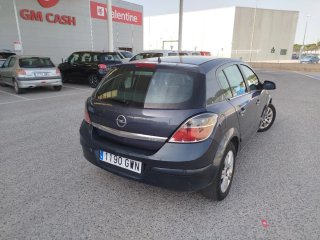 Opel Astra 2010