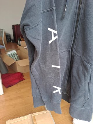 Sudadera Nike gris con cremallera