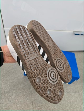 Adidas Samba OG Talla 42 Blancas Negras