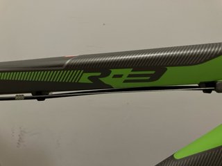 Bicicleta de Montaña Gris y Verde