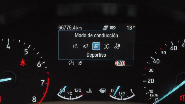 Ford puma 1.0 Ecoboost Titanium