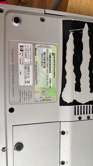 HP Pavilion DV1000 Portátil