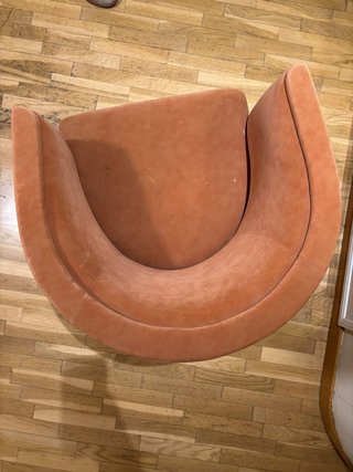 Sillón de terciopelo naranja