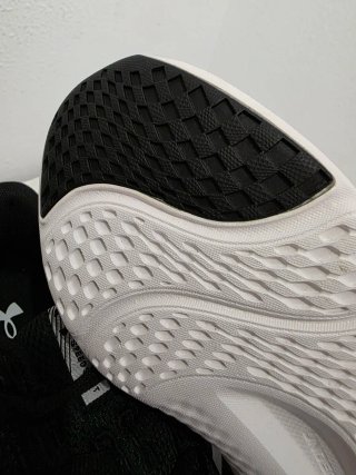 Under Armour Mujer Negro/Blanco