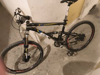 Bicicleta Doble Suspensión GT