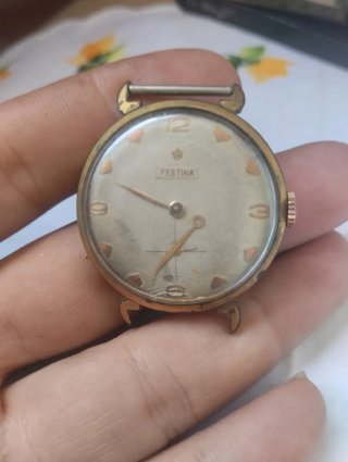 Reloj Festina Dorado y Beige